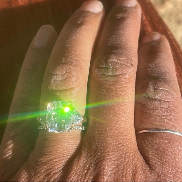 Engagement Wedding Ring Crystal Diamond band Rose Gold cocktail unique - Picture 1 of 14